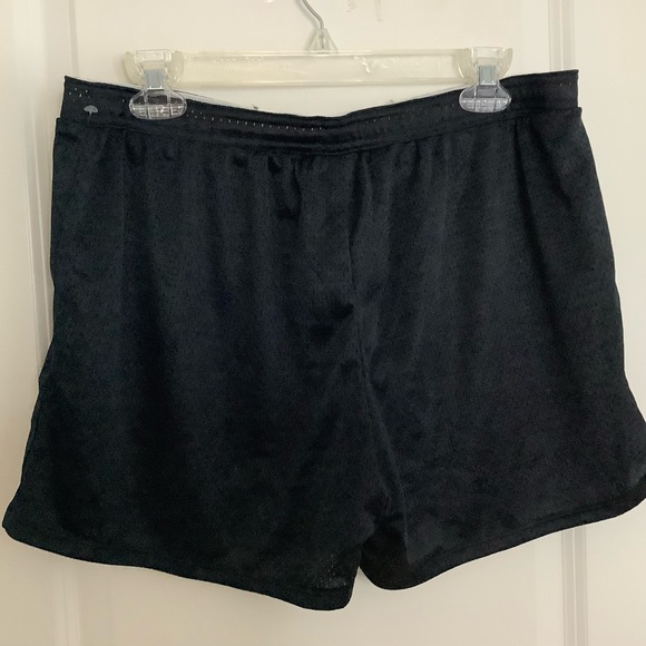 NWOT Champion Men's Mesh Shorts, Size L, Black color - Picture 6 of 13